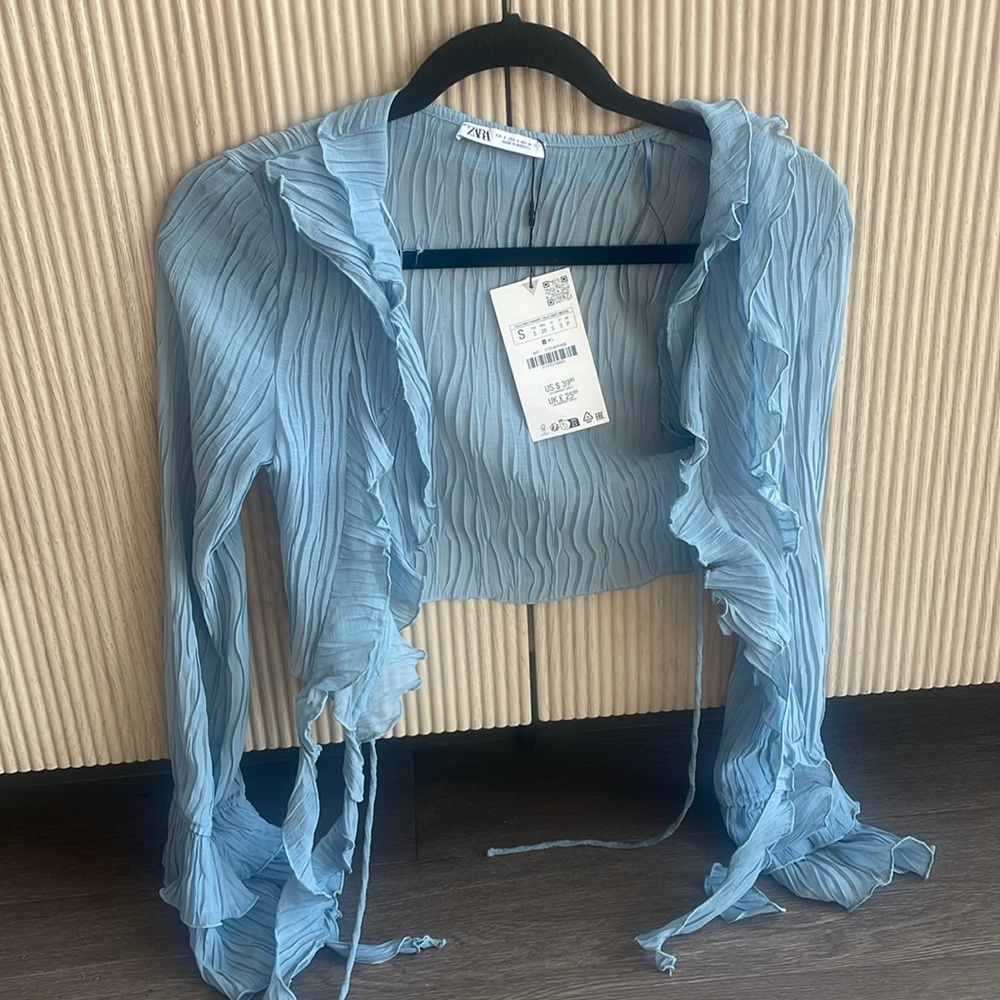 NWT Zara Cropped Blouse